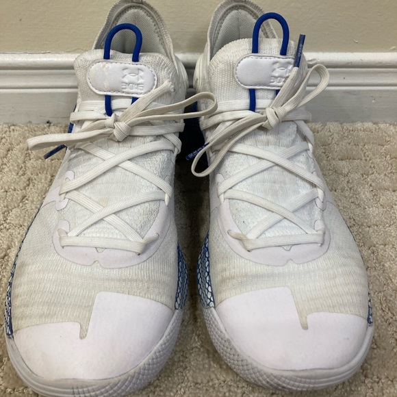 Under Armour Boy’s (GS) Curry 6 - Picture 2 of 5